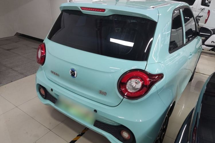 Used Brilliance Xinri i03 2021 318 km 31.45 kWh Rear Right 45 Deg
