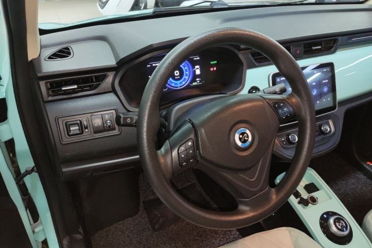 Used Brilliance Xinri i03 2021 318 km 31.45 kWh Steering Wheel