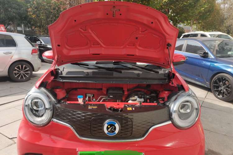Used Brilliance Xinri i03 2021 410 km 38.54 kWh Engine Bay
