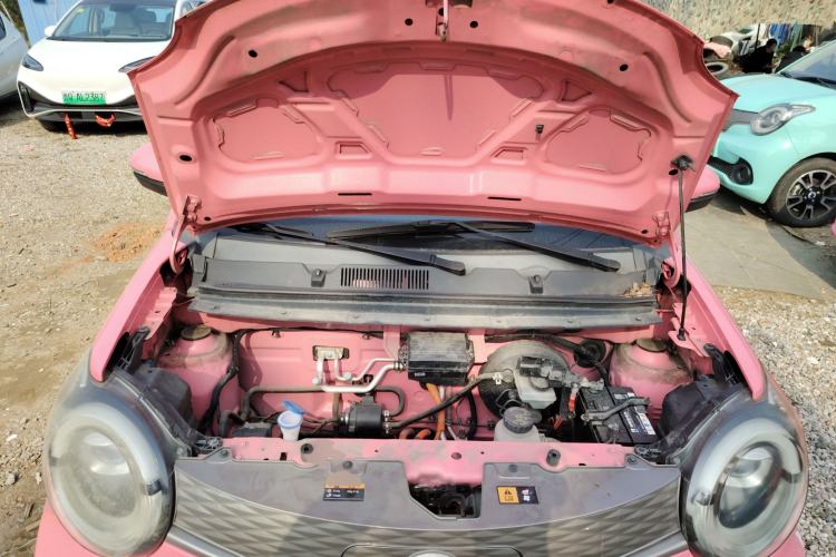 Used Brilliance Xinri i03 2021 318 km 31.45 kWh Engine Bay