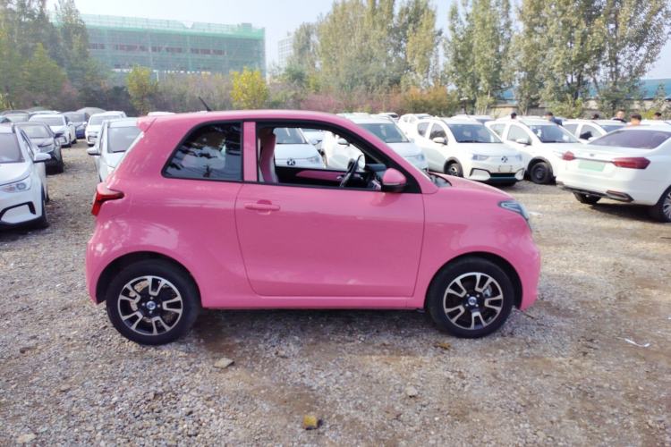 Used Brilliance Xinri i03 2021 318 km 31.45 kWh Exterior 3