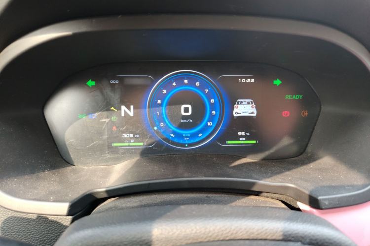 Used Brilliance Xinri i03 2021 318 km 31.45 kWh Instrument Cluster