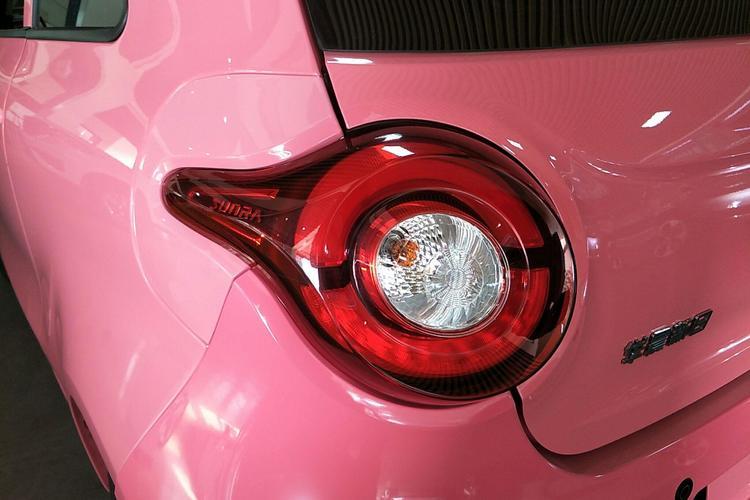 Used Brilliance Xinri i03 2021 318 km 31.45 kWh Left Rear Taillight