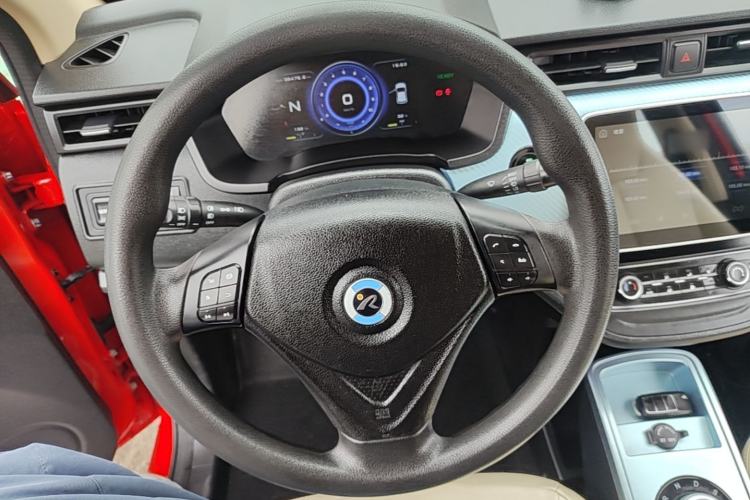 Used Brilliance Xinri i03 2021 410 km 38.54 kWh Steering Wheel