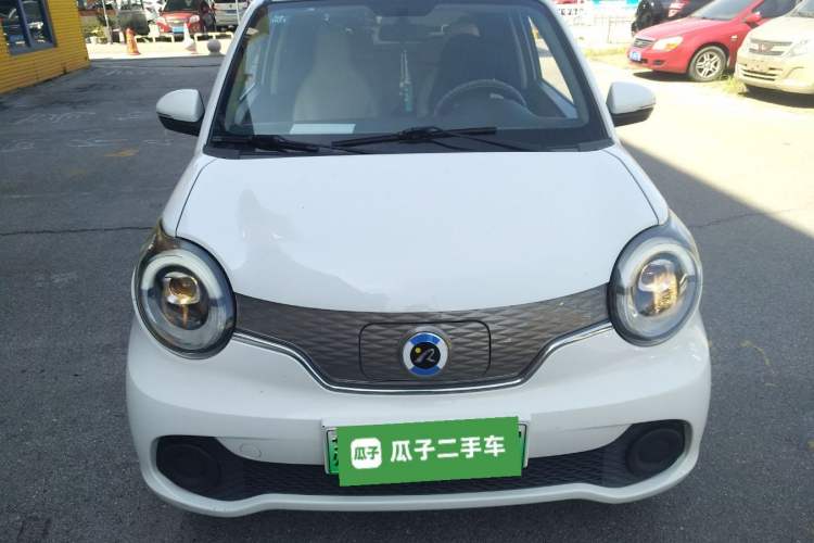 Used Brilliance Xinri i03 2021 318 km 31.45 kWh Exterior 1