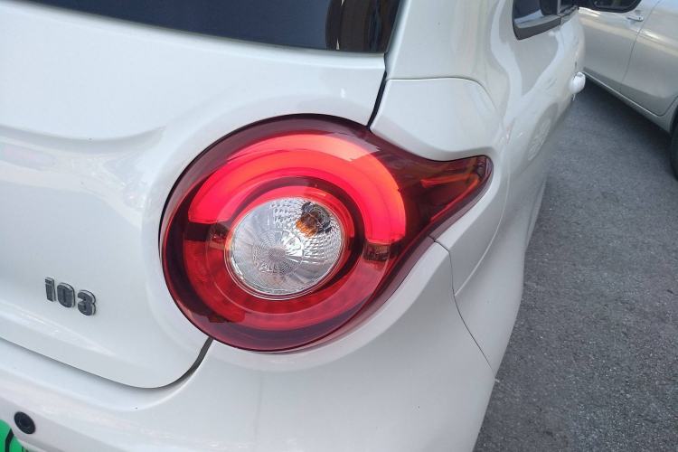Used Brilliance Xinri i03 2021 318 km 31.45 kWh Exterior 6