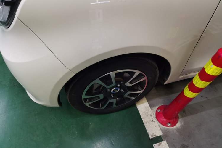 Used Brilliance Xinri i03 2021 318 km 31.45 kWh Exterior 7
