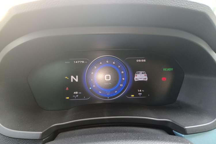 Used Brilliance Xinri i03 2021 318 km 31.45 kWh Instrument Cluster