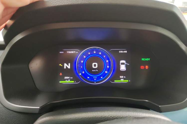 Used Brilliance Xinri i03 2021 318 km 31.45 kWh Instrument Cluster