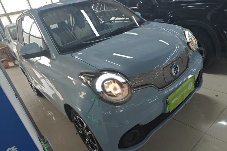 Used Brilliance Xinri i03 2022 Youth Edition 31.45 kWh Exterior 1