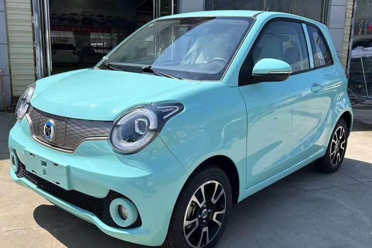 Used Brilliance Xinri i03 2022 Youth Edition 31.45 kWh Exterior 1