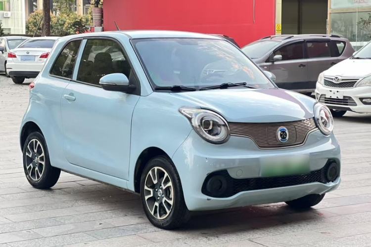 Used Brilliance Xinri i03 2022 Youth Edition 31.45 kWh Exterior 2