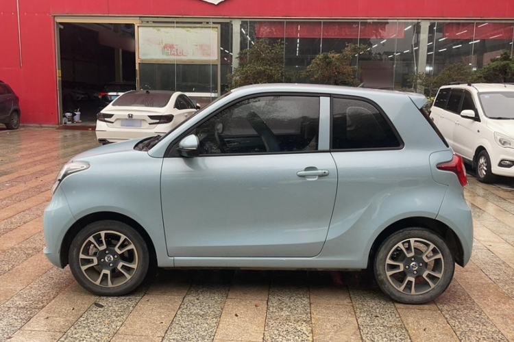 Used Brilliance Xinri i03 2022 Youth Edition 31.45 kWh Exterior 3