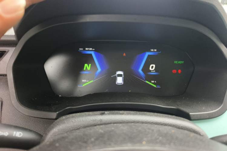 Used Brilliance Xinri i03 2022 Youth Edition 31.45 kWh Instrument Cluster