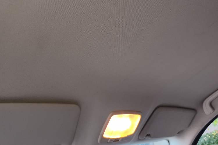 Used Brilliance Xinri i03A 2021 318 km 31.45 kWh Headliner