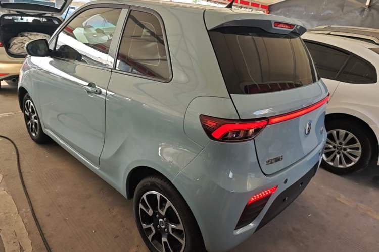 Used Brilliance Xinri i03A 2021 318 km 31.45 kWh Exterior 2
