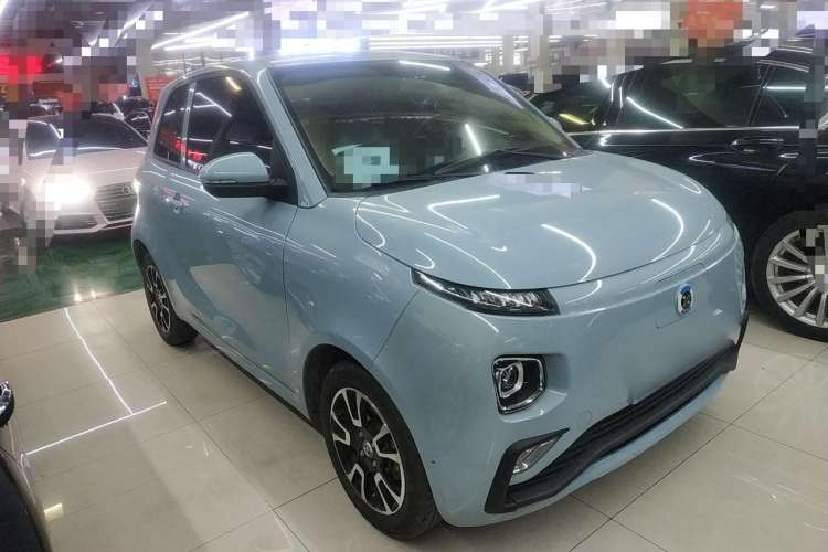 Used Brilliance Xinri i03A 2021 318 km 31.45 kWh Front Right 45 Deg