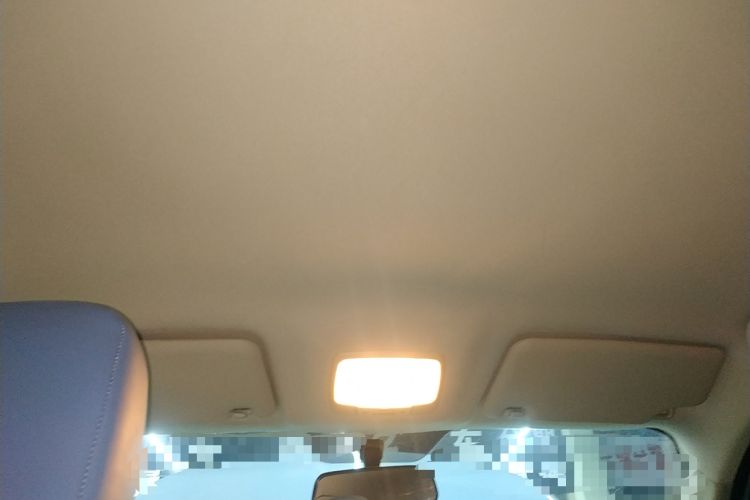 Used Brilliance Xinri i03A 2021 318 km 31.45 kWh Headliner