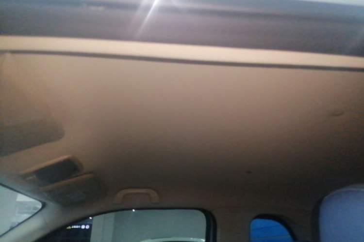Used Brilliance Xinri i03A 2021 318 km 31.45 kWh Headliner