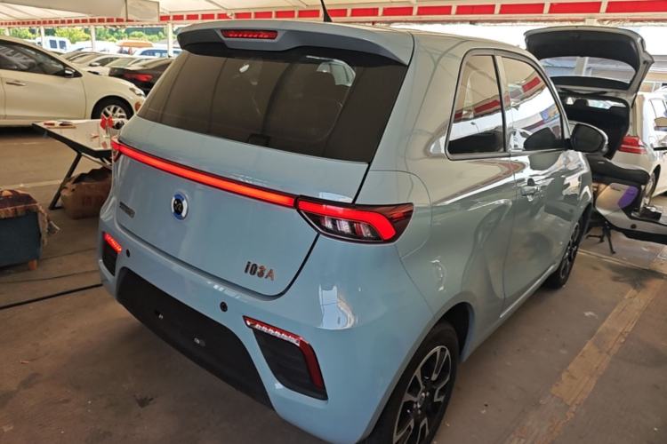 Used Brilliance Xinri i03A 2021 318 km 31.45 kWh Rear Right 45 Deg