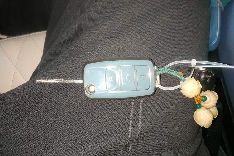Used Brilliance Xinri i03A 2021 318 km 31.45 kWh Vehicle Key