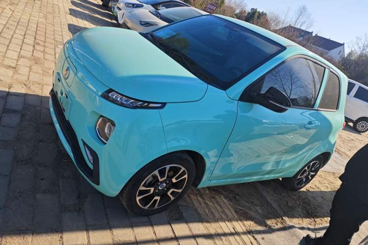 Used Brilliance Xinri i03A 2021 318 km 31.45 kWh Exterior 3