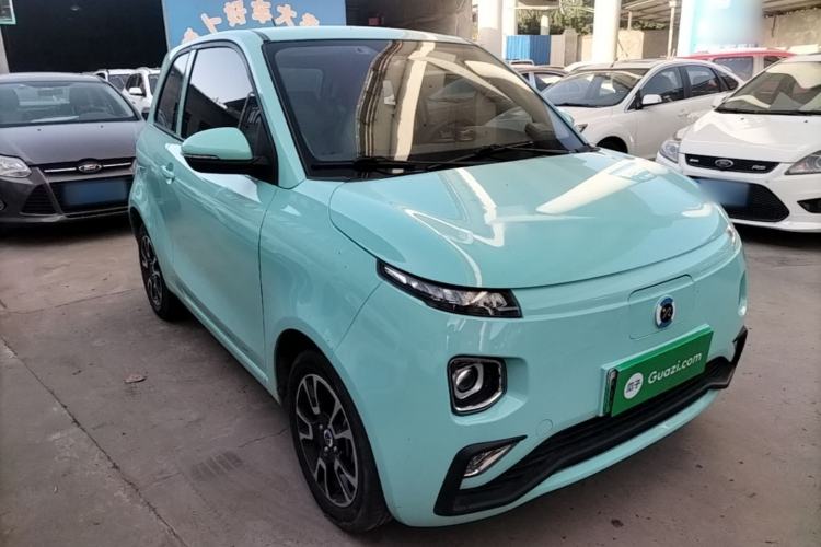 Used Brilliance Xinri i03A 2021 318 km 31.45 kWh Front Right 45 Deg
