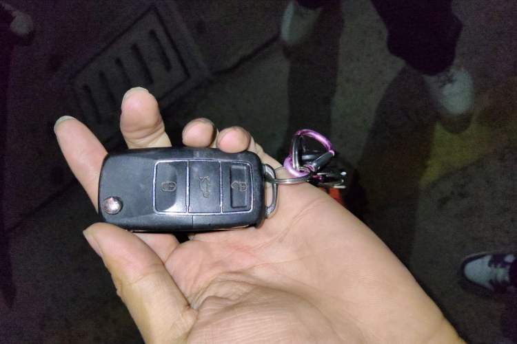 Used Brilliance Xinri i03A 2021 318 km 31.45 kWh Vehicle Key