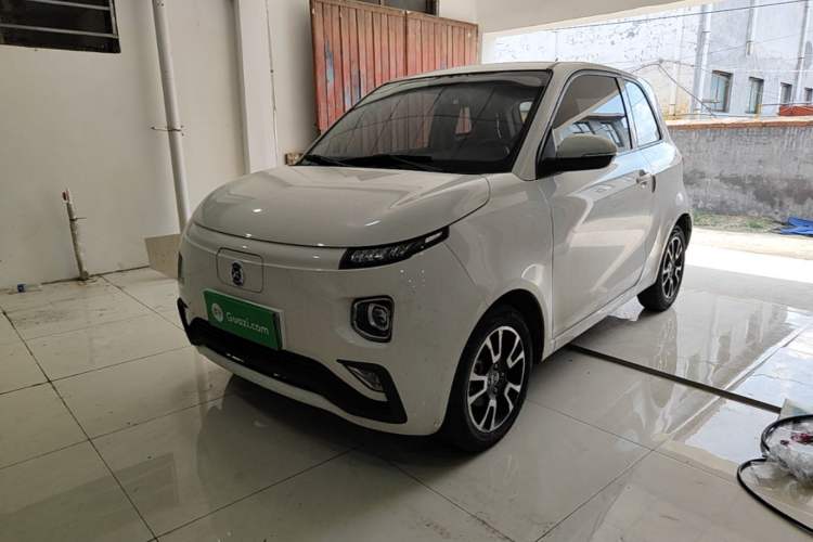 Brilliance Xinri i03A 2021