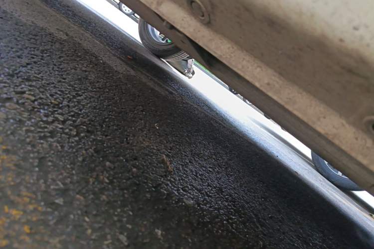Used Brilliance Xinri i03A 2021 318 km 31.45 kWh Chassis Front Right