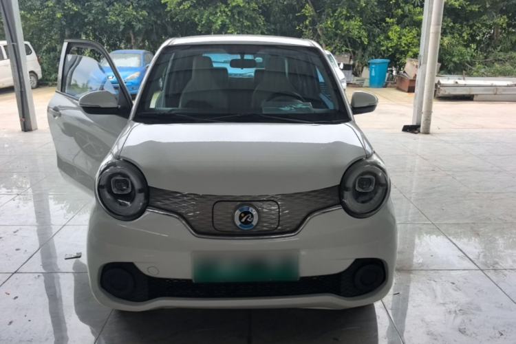 Used Brilliance Xinri i03A 2021 318 km 31.45 kWh Front