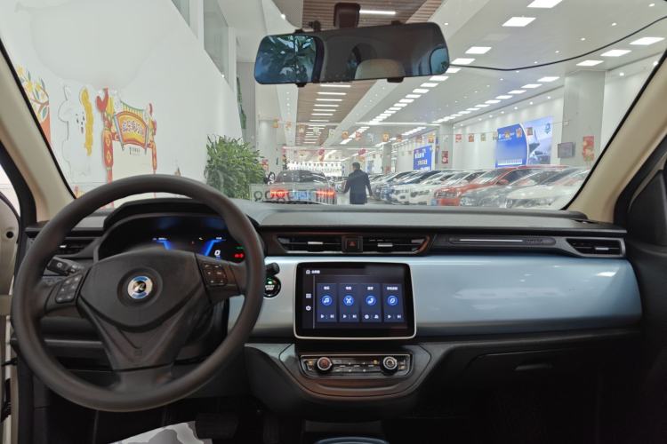 Used Brilliance Xinri i03A 2022 Online Ride-Hailing Custom Edition Center Console