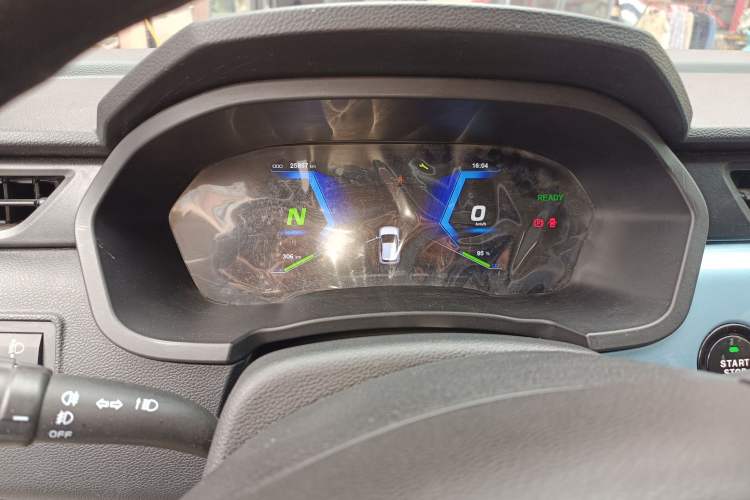 Used Brilliance Xinri i03A 2022 Rental Custom Edition Instrument Cluster