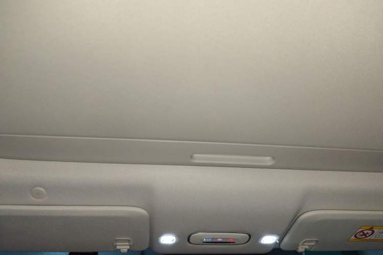 Used Buick Zijing E7 2026 Model, 1600 Ultra-Full-Option Turbo Version Headliner
