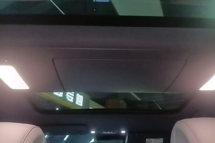 Used Buick Zijing E7 2026 Model, 1600 Ultra-Full-Option Turbo Version Headliner