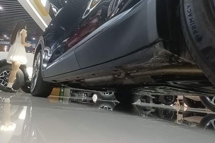 Used Buick Zijing E7 2026 Model, 1600 Ultra-Full-Option Turbo Version Left Side Sill