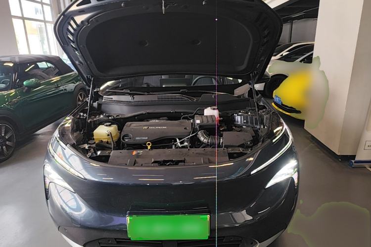Used Buick Zijing E7 2026 Model, 1600 Ultra-Full-Option Turbo Version Engine Bay