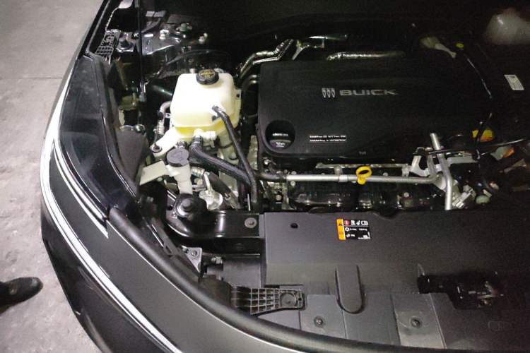 Used Buick Zijing E7 2026 Model, 1600 Ultra-Full-Option Turbo Version Engine Bay Right