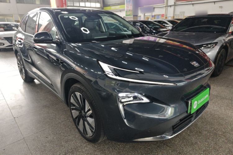 Used Buick Zijing E7 2026 Model, 1600 Ultra-Full-Option Turbo Version Front Right 45 Deg