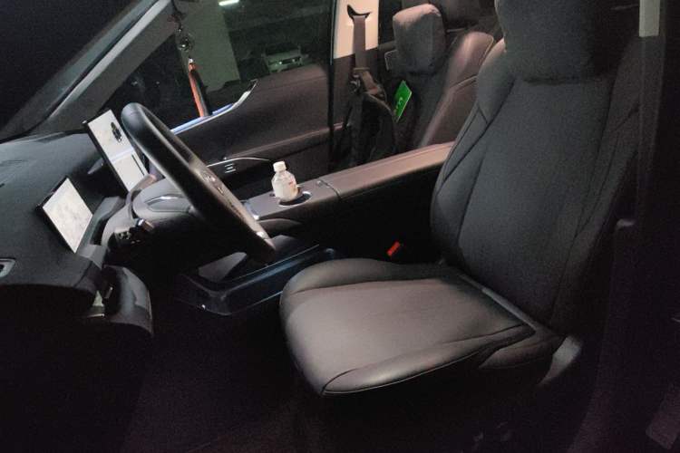 Used Buick Zijing E7 2026 Model, 1600 Ultra-Full-Option Turbo Version Left Front Seat