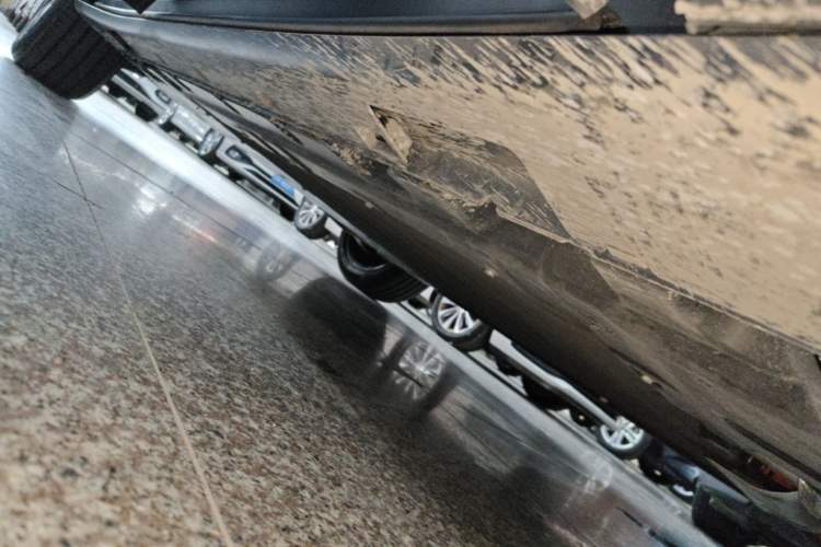 Used Buick Zijing E7 2026 Model, 1600 Ultra-Full-Option Turbo Version Right Side Sill