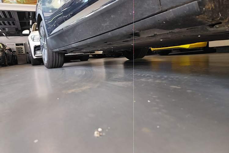 Used Buick Zijing E7 2026 Model, 1600 Ultra-Full-Option Turbo Version Right Side Sill