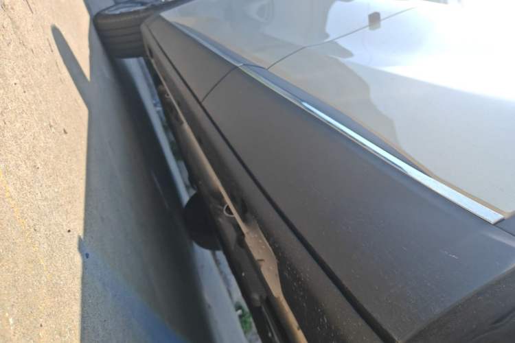 Used Buick Zijing E7 2026 Model, 1600 Ultra-Full-Option Turbo Version Left Side Sill