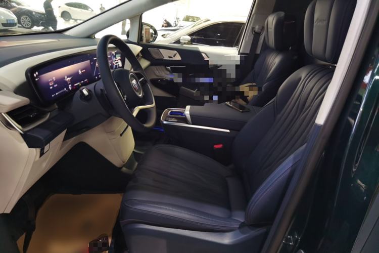 Used Buick Century 2023 2.0T Four-Seat Private Edition Left Front Seat