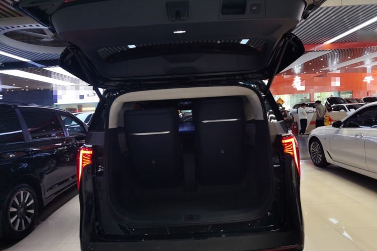 Used Buick Century 2023 2.0T Four-Seat Private Edition Trunk