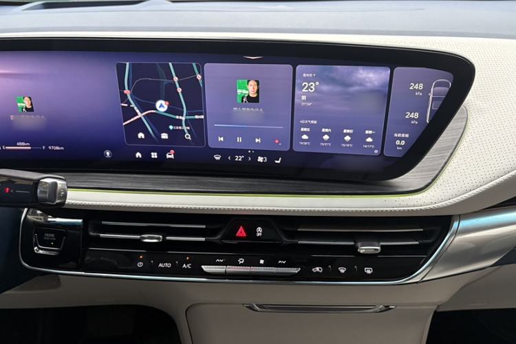 Used Buick Century 2023 2.0T Six-Seater Yinshi Edition Audio And AC Panel