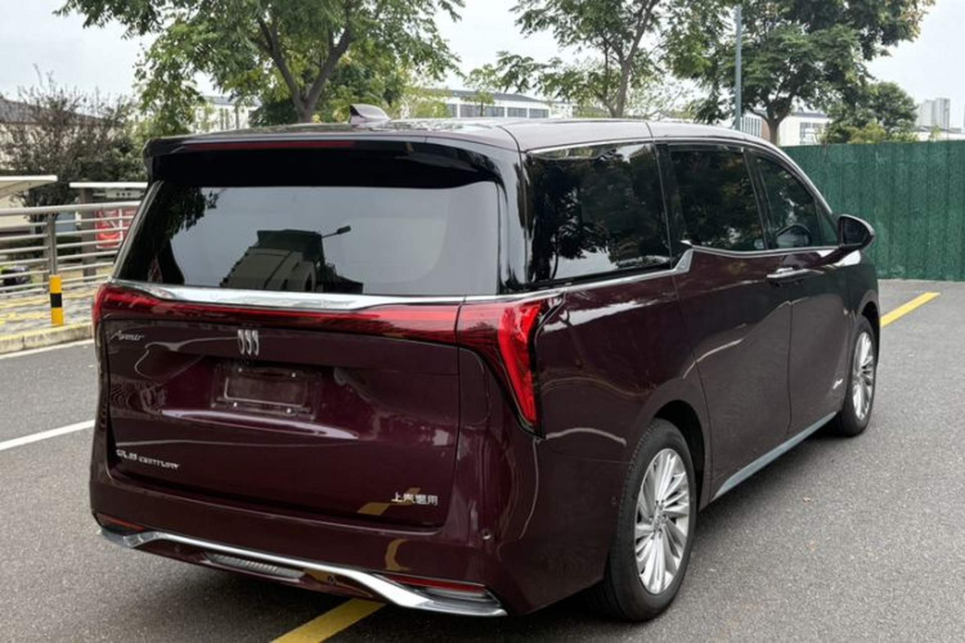 Used Buick Century 2023 2.0T Six-Seater Yinshi Edition Exterior 8
