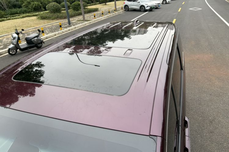 Used Buick Century 2023 2.0T Six-Seater Yinshi Edition Roof