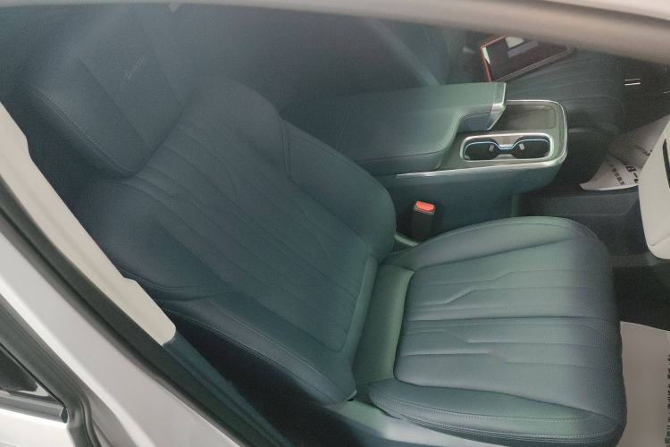 Used Buick Century 2025 2.0T Four-Seat Private Edition Right Front Seat