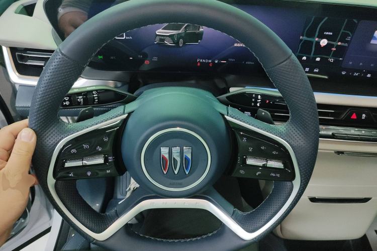 Used Buick Century 2025 2.0T Four-Seat Private Edition Steering Wheel